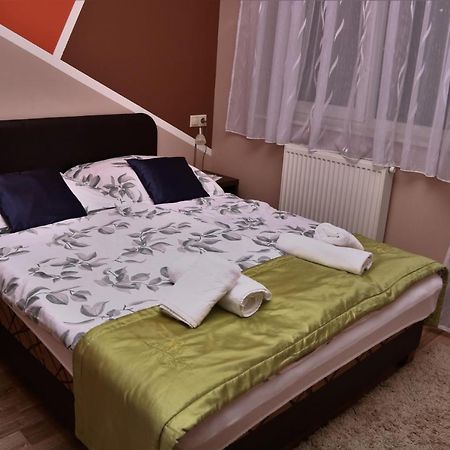 Ametiszt Apartman Apartment Sarvar Luaran gambar