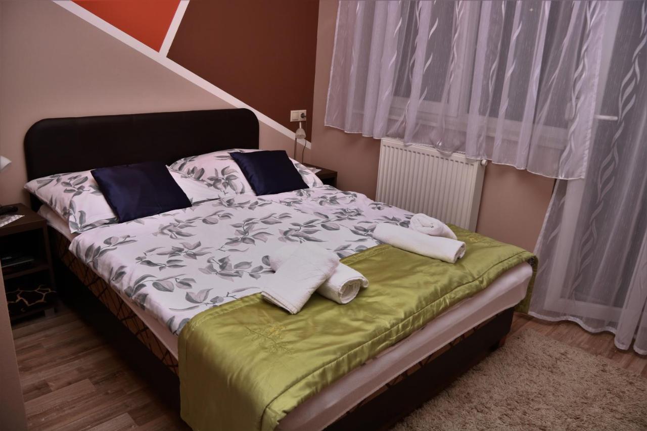 Ametiszt Apartman Apartment Sarvar Luaran gambar