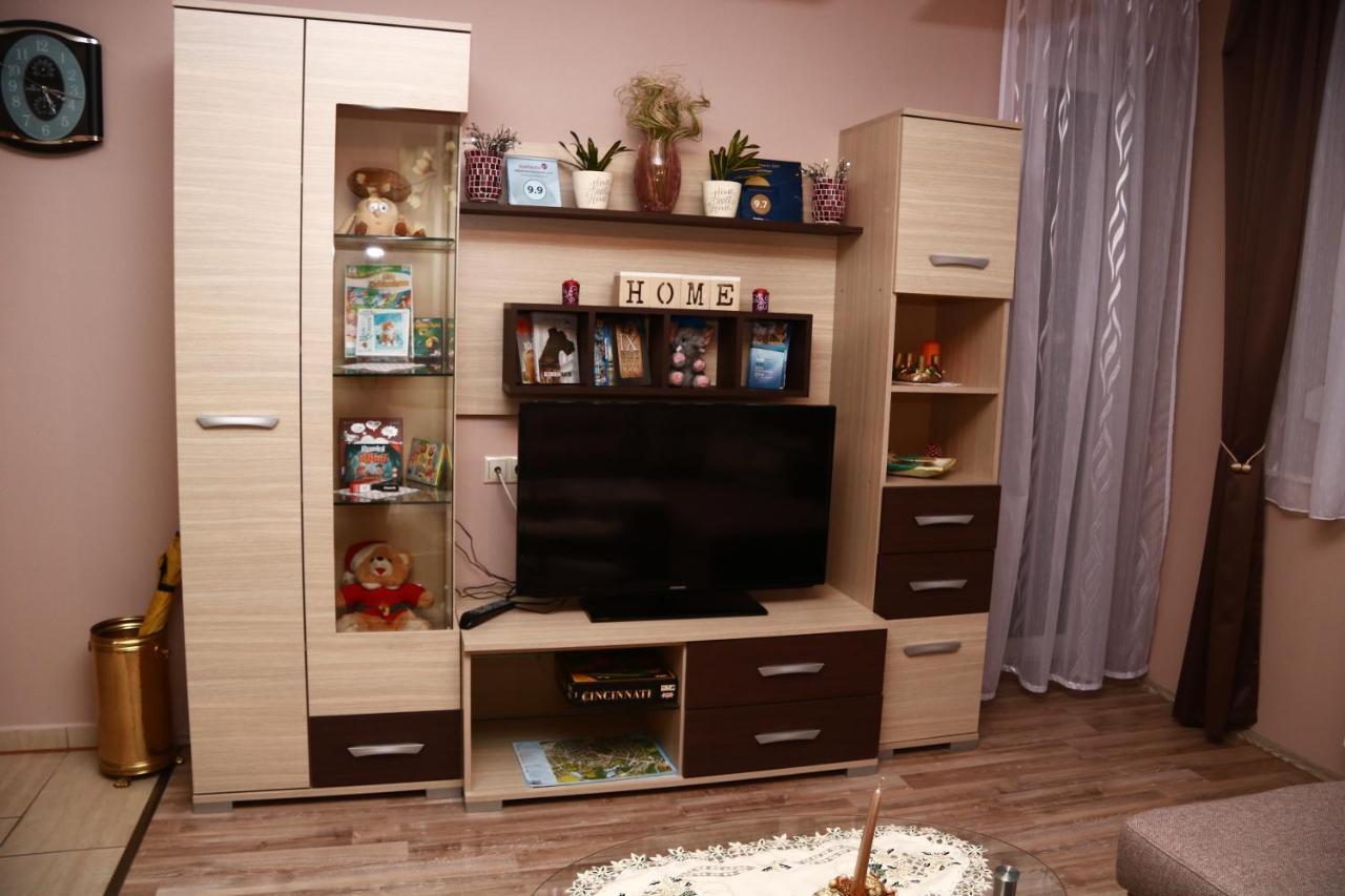 Ametiszt Apartman Apartment Sarvar Luaran gambar